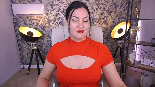 Snapshot of VelvetLuck chatting on 07-19-26, 12:42 VelvetLuck online show from 07-19-26, 12:42