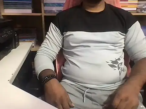 KingCobra 07 online show from 04-06-26, 01:47