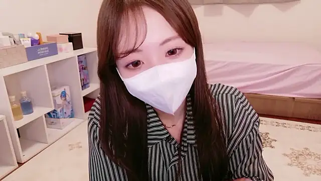 -aotan- online show from 05-18-26, 01:06