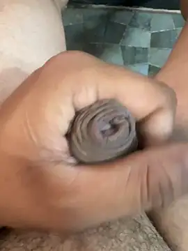 Qwert9012 online show from 02-01-26, 07:40