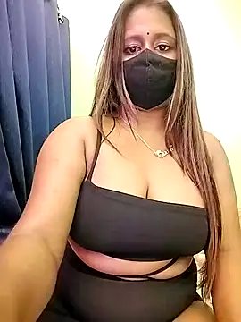 LoveLy-Soneya online show from 03-02-26, 10:27