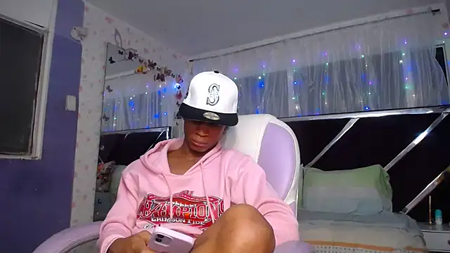 Santy bigcock 01 online show from 04-25-26, 01:41