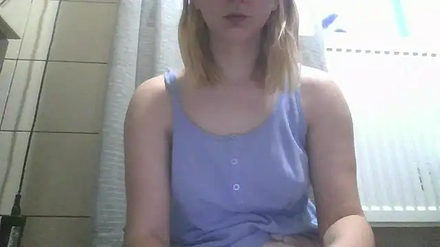 Snapshot of dirty_sasha00 chatting on 06-09-26, 02:12 dirty sasha00 online show from 06-09-26, 02:12