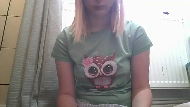 Snapshot of dirty_sasha00 chatting on 06-25-26, 02:55 dirty sasha00 online show from 06-25-26, 02:55