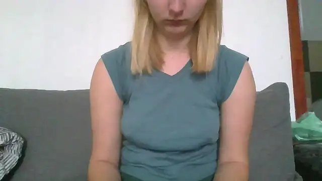 Snapshot of dirty_sasha00 chatting on 07-08-26, 03:44 dirty sasha00 online show from 07-08-26, 03:44