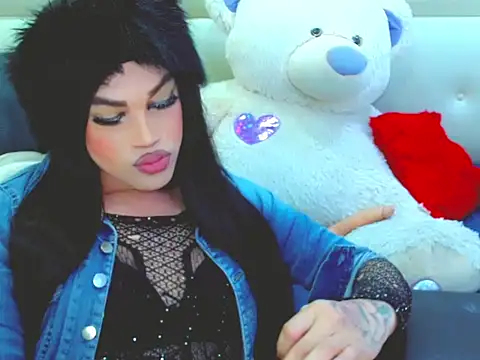 NharaBigCock online show from 02-15-26, 09:44