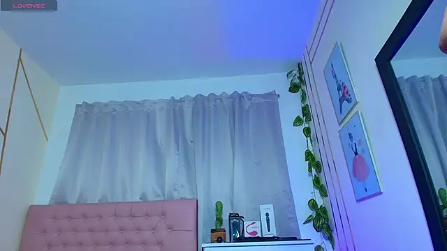 Lulu swarts online show from 12-14-25, 03:34