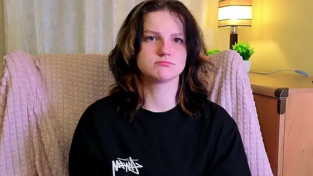 LatinaHuguenin online show from 04-10-26, 09:19