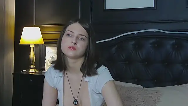 Ruby de Cherry online show from 05-16-26, 12:26