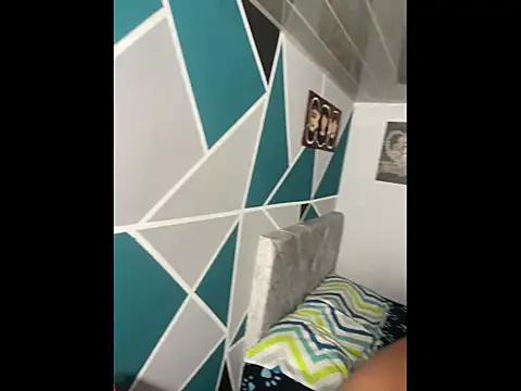 Mike and Rayan online show from 12-22-25, 03:25