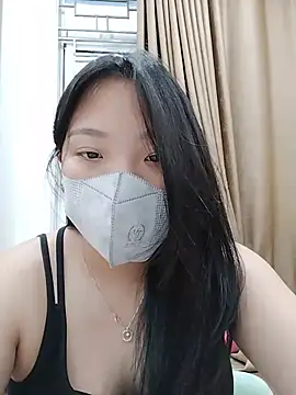 linh-xinh18 online show from 07-01-26, 11:45