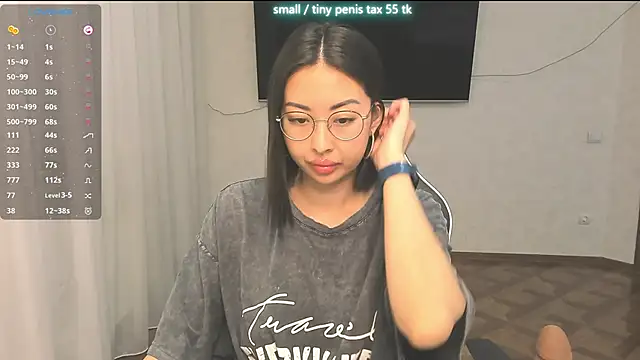 SofiaNour online show from 05-18-26, 04:57