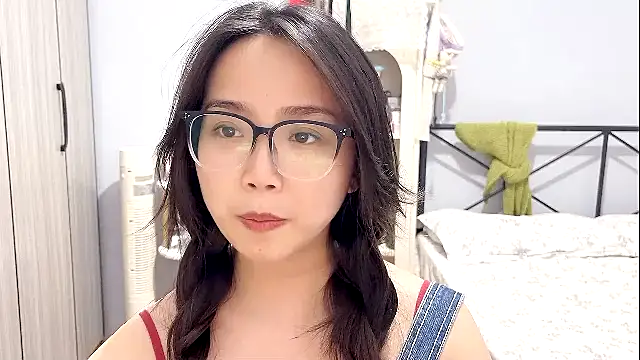 Hmm 0303 online show from 04-10-26, 04:44