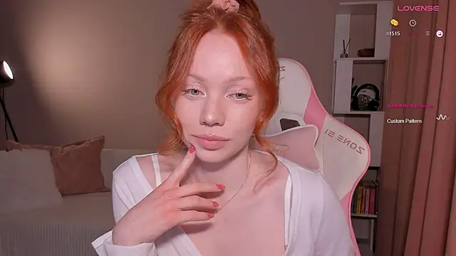 Elisahsthetics online show from 03-14-26, 12:39