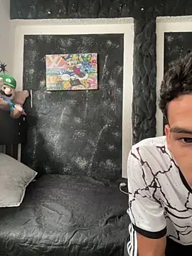 teencutee online show from 11-13-25, 04:17