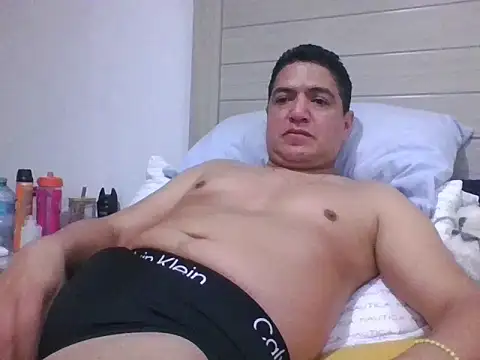 yayo 33 online show from 11-23-25, 04:12