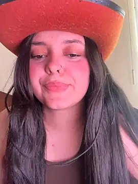 candicewest  online show from 04-15-26, 04:36