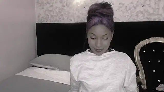 Aliis Love online show from 02-12-26, 05:02