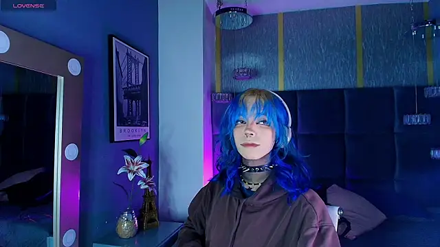 luxiel  online show from 07-13-26, 12:52