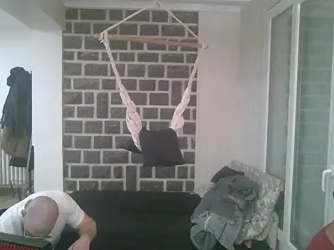 samia42 online show from 11-28-25, 04:31