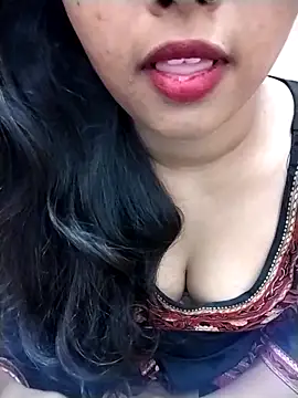 Sexy Divya   online show from 05-27-26, 04:42