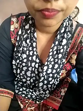 Snapshot of Sexy_Divya__ chatting on 06-12-26, 05:39 Sexy Divya online show from 06-12-26, 05:39