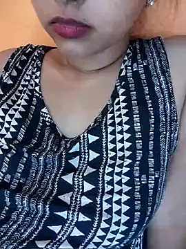 Snapshot of Sexy_Divya__ chatting on 06-29-26, 10:15 Sexy Divya online show from 06-29-26, 10:15