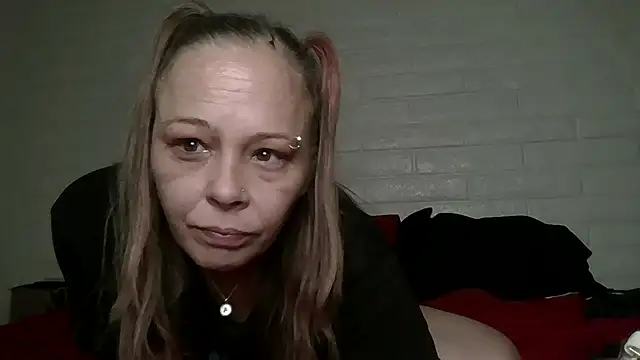 nikkibae33 online show from 04-10-26, 02:17