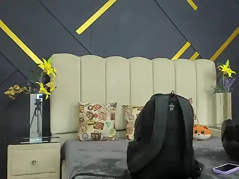 Snapshot of ShanellDiaz_ chatting on 02-19-26, 02:51 ShanellDiaz online show from 02-19-26, 02:51