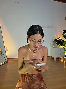 Snapshot of selene_starkk chatting on 06-28-26, 12:16 selene starkk online show from 06-28-26, 12:16
