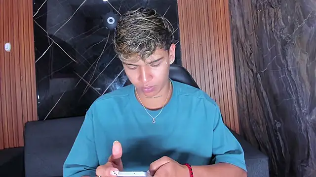 Timmy Kiing  online show from 12-03-25, 09:13