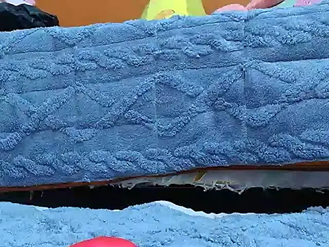 Tiny-122 online show from 04-17-26, 12:35