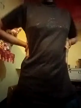 Snapshot of Roshni_11 chatting on 02-11-26, 04:45 Roshni 11 online show from 02-11-26, 04:45