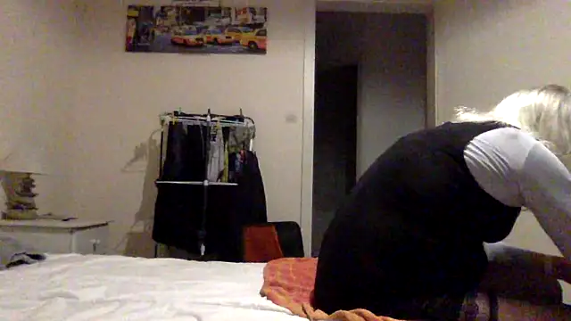 nicohumm online show from 03-15-25, 03:18