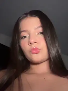 EmmiiGlow online show from 02-10-26, 06:28