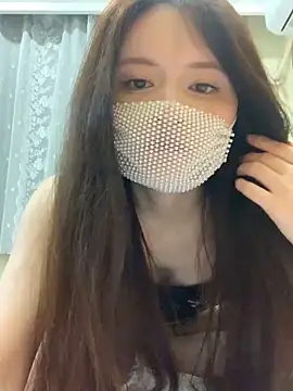 Snapshot of hoho-is chatting on 06-08-26, 10:48 hoho-is online show from 06-08-26, 10:48