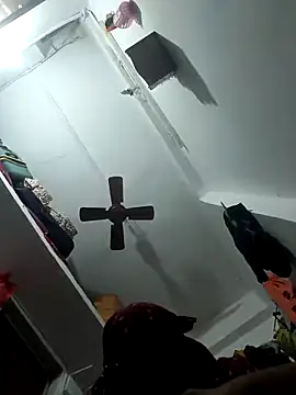 Snapshot of saniya24824 chatting on 04-06-26, 05:14 saniya24824 online show from 04-06-26, 05:14