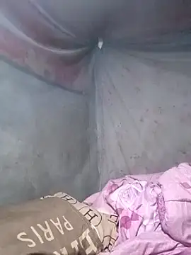 Snapshot of blonde_blg chatting on 03-19-26, 11:03 blonde blg online show from 03-19-26, 11:03