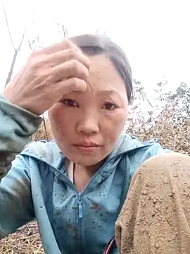 Snapshot of blonde_blg chatting on 03-21-26, 09:14 blonde blg online show from 03-21-26, 09:14