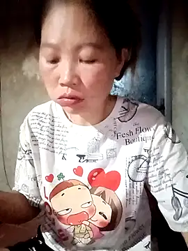 Snapshot of blonde_blg chatting on 03-23-26, 01:04 blonde blg online show from 03-23-26, 01:04