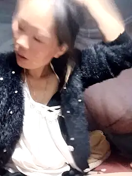 Snapshot of blonde_blg chatting on 04-01-26, 01:41 blonde blg online show from 04-01-26, 01:41