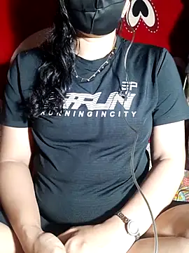 Snapshot of HotGirl23231 chatting on 07-26-26, 06:37 HotGirl23231 online show from 07-26-26, 06:37