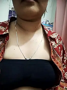 minni64207 online show from 05-17-26, 07:21