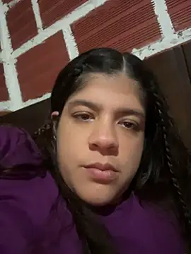 Snapshot of diamore3377 chatting on 05-19-26, 04:30 diamore3377 online show from 05-19-26, 04:30