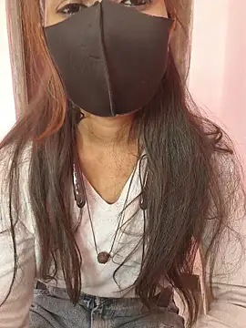 Iamyourdarling online show from 11-17-25, 07:14