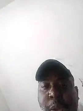 bubbles635 online show from 02-13-26, 02:35