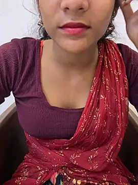 Snapshot of Rani__telugu chatting on 03-17-26, 08:01 Rani telugu online show from 03-17-26, 08:01