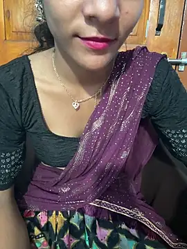 Snapshot of Rani__telugu chatting on 04-01-26, 01:41 Rani telugu online show from 04-01-26, 01:41