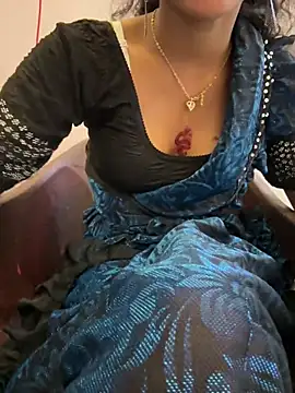 Snapshot of Rani__telugu chatting on 04-04-26, 06:00 Rani telugu online show from 04-04-26, 06:00