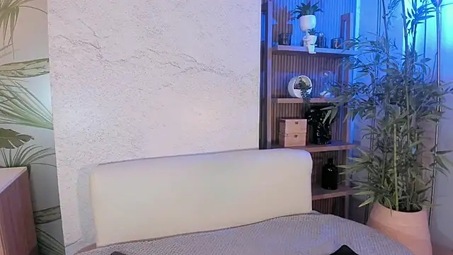 ReiAyanamy online show from 04-12-26, 08:03